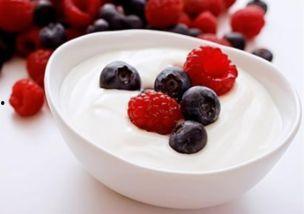 睡觉吃瓜喝酸奶,睡觉吃瓜喝酸奶的惬意体验  第3张